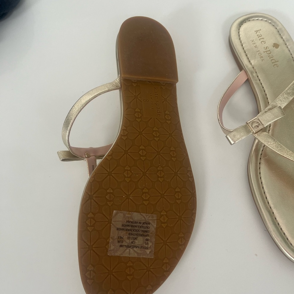 Kate Spade gold metallic bow sandals slides like new size 8